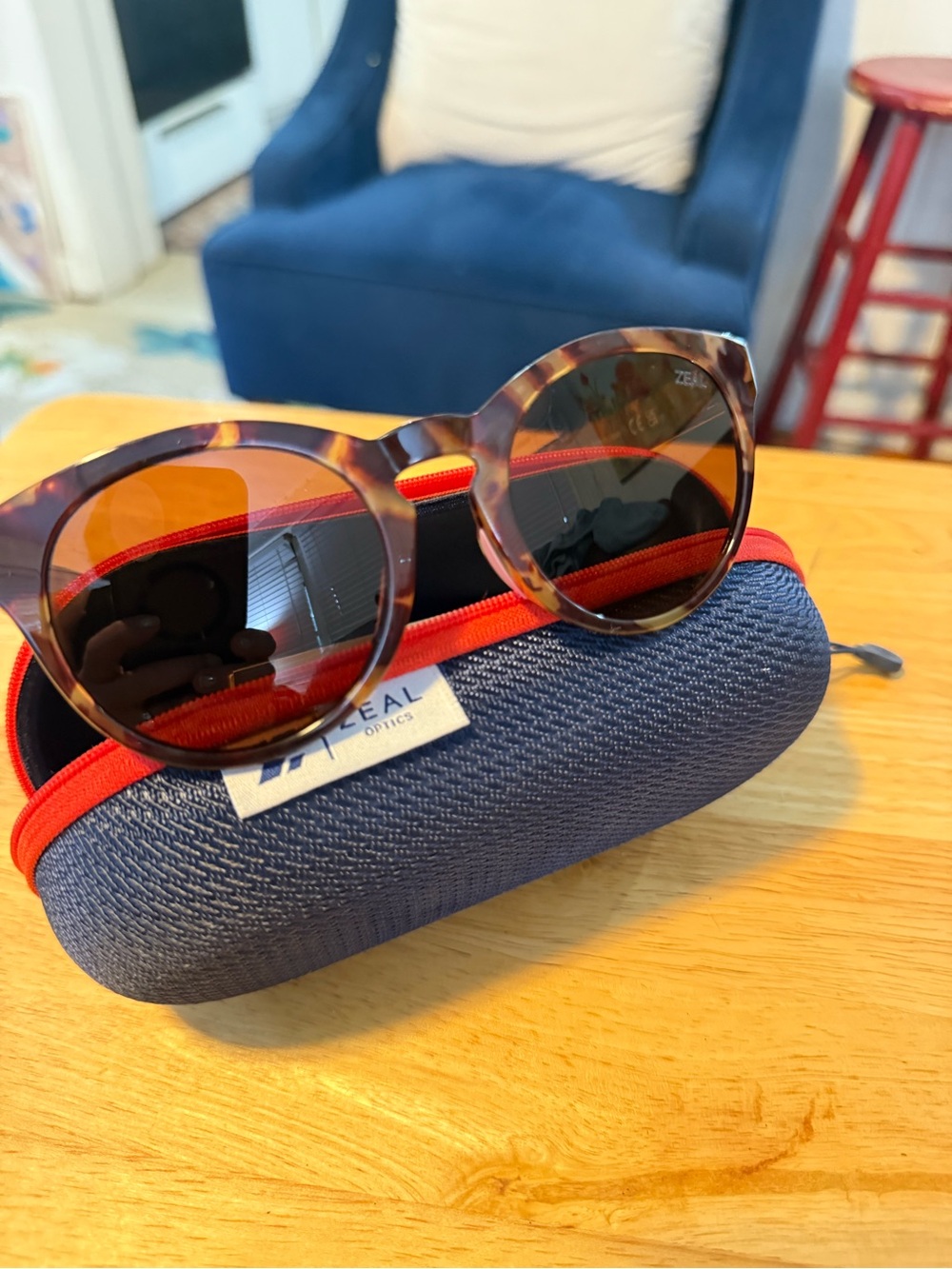 Tortoiseshell Men's Polarized Sunglasses - Brown Lenses